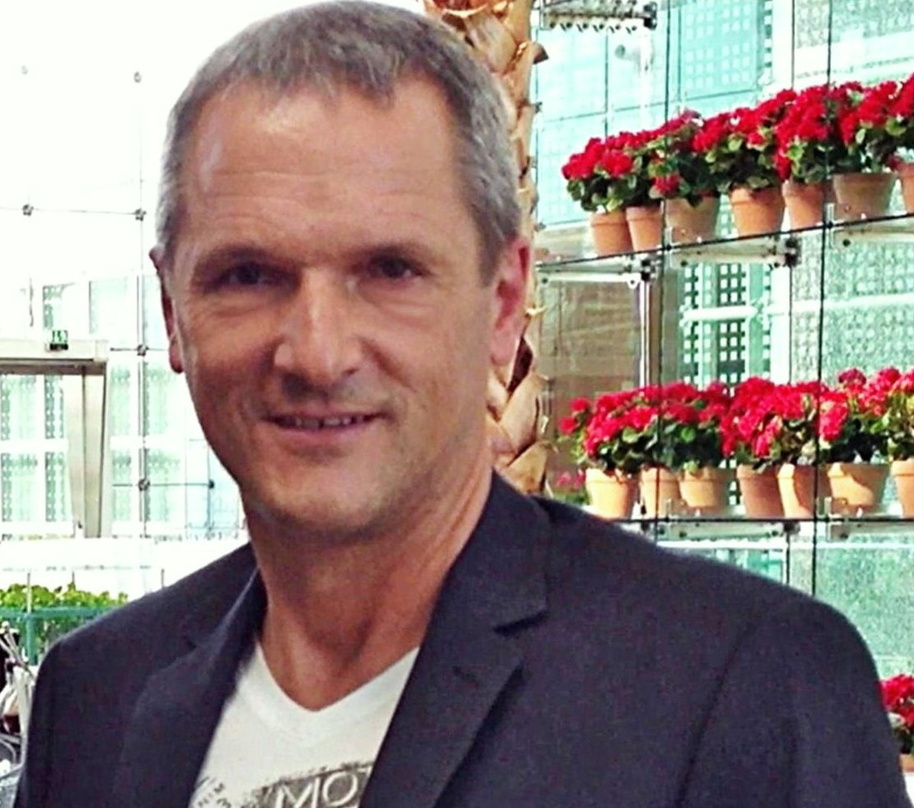 Lädt zum Branchenftreff an den Arlberg: Rudi Schedler