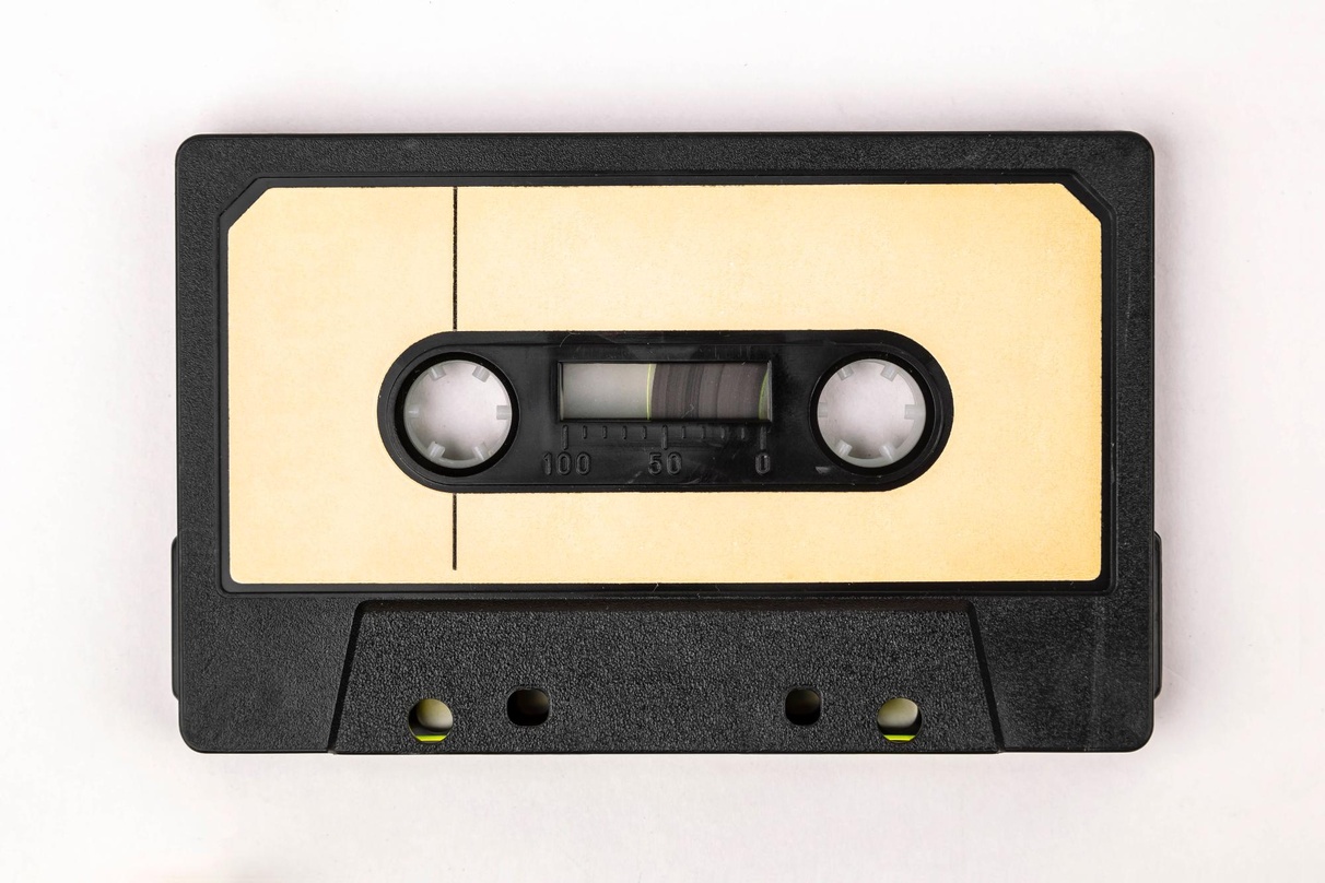 2fb38b337f1565fa89c8f1d16a6f7f52c93b3a35135498b0527f31c45a7fd839 Hat ihre Freunde auch bei der Generation Z: die Musikkassette
