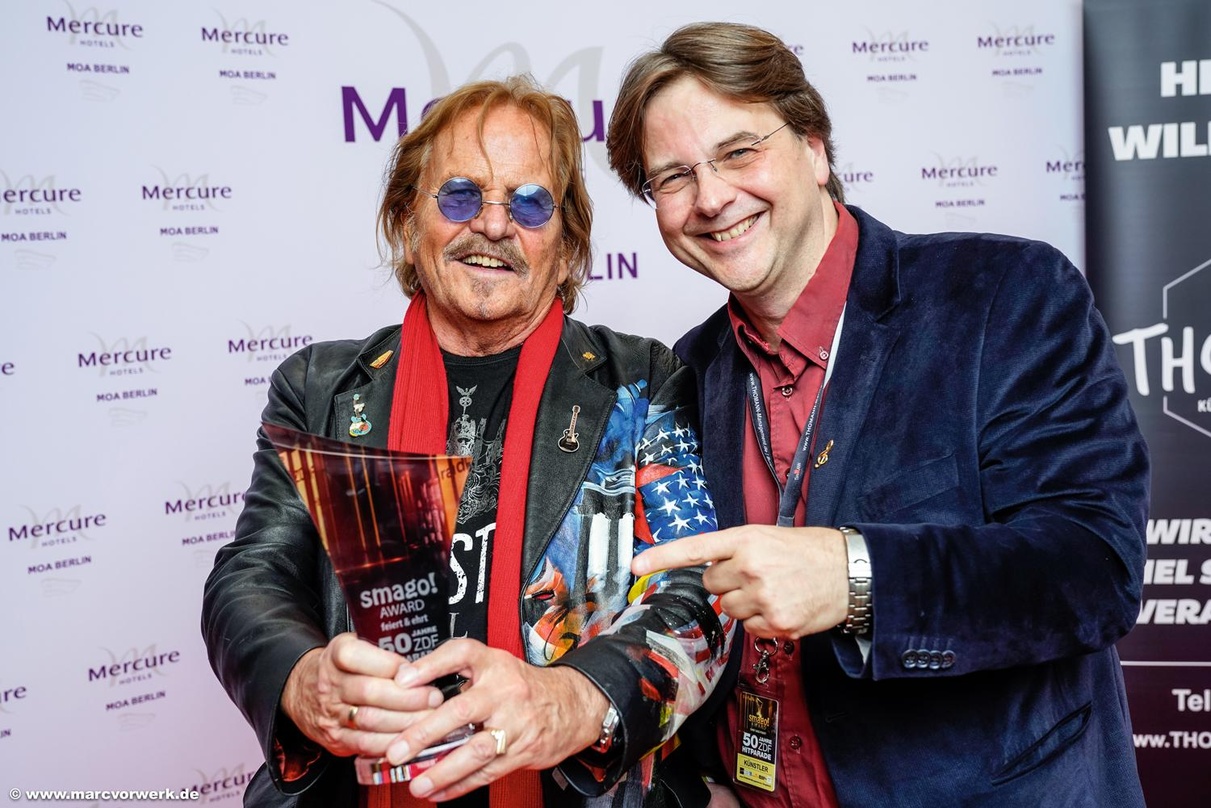 Gratuliert seinem Vater: Frank und Marcus Zander, hier bei den Smago Awards 2020