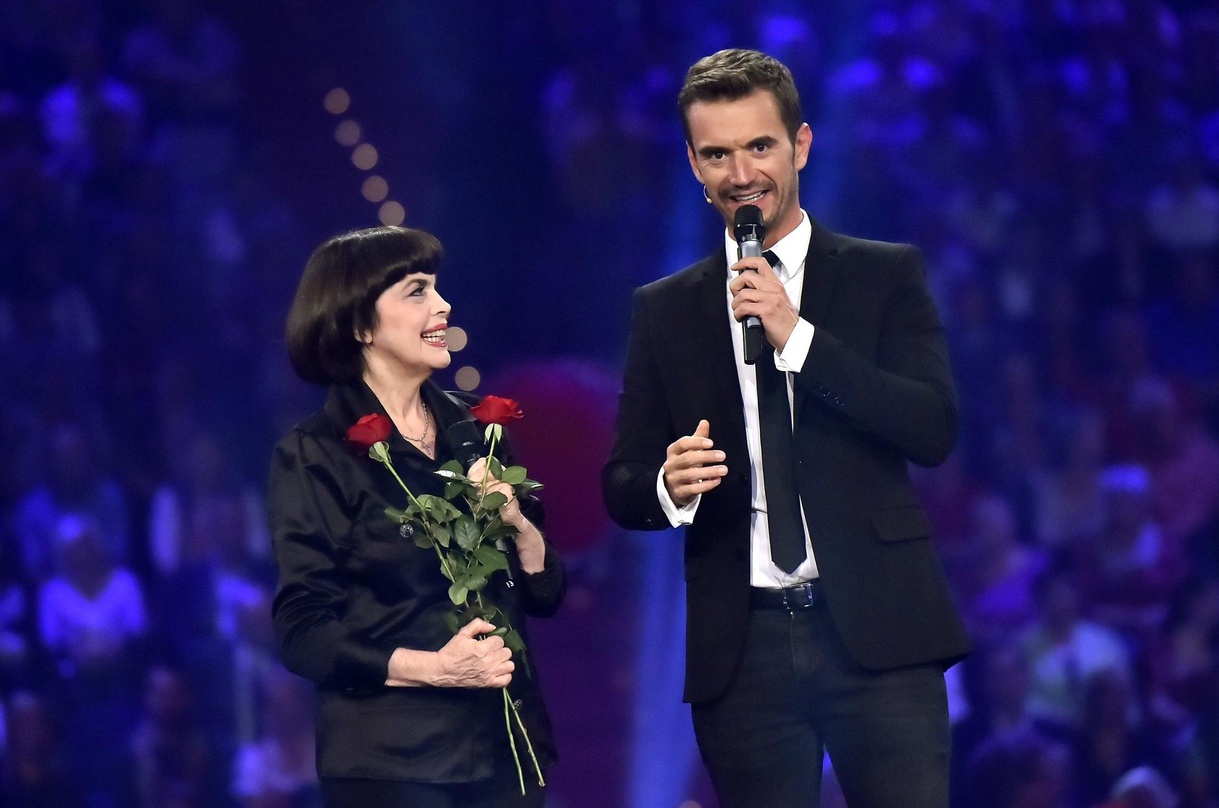 Auf der Bühne beim Schlager-Jubiläumsfest: Mireille Mathieu und Florian Silbereisen