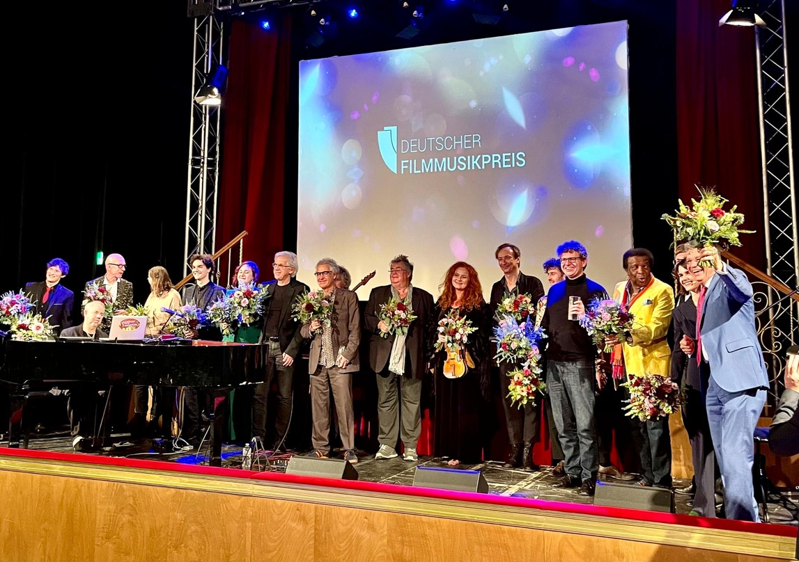 Trafen sich im Puschkinhaus: die Gewinner:innen und Laudator:innen des Deutschen Filmmusikpreises