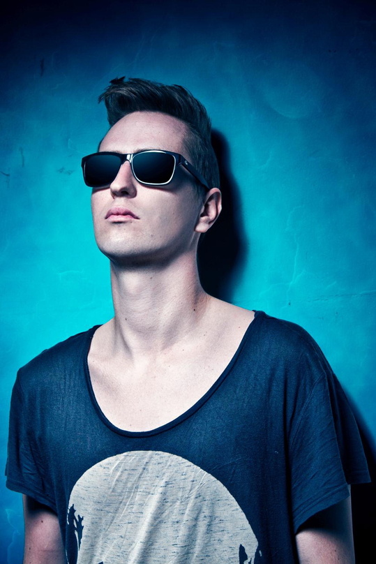 Bricht mit dem meistgeklickten Künstlerkanal Rekordmarken: Robin Schulz