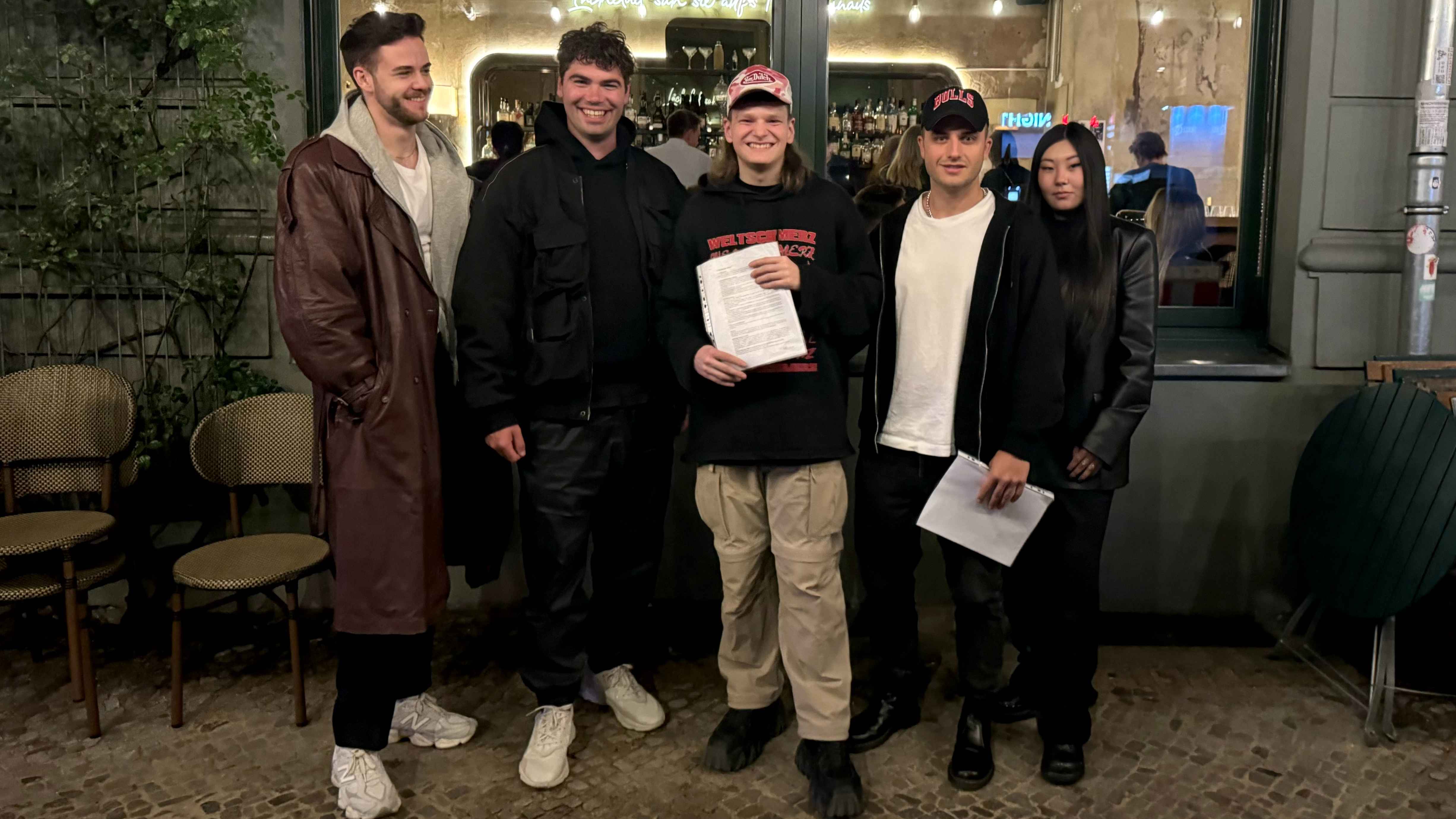 3399ca53 6b56 4357 8679 527d38cf4ba7 Arbeiten jetzt bei Bamboo zusammen (von links): Paul Gregori, Leander Kirschner, Luca Eck, Constantin Froh und Zamba Tegshjargal.