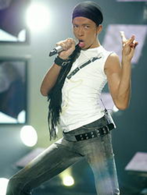 3404caf656e6ea0f091a355d24f25e09bd0e6af83b37dd1693861f4886c56e08 Jeder siebte glaubt, dass Popstars nicht singen können: "Superstar" Lorenzo kämpfte dagegen an