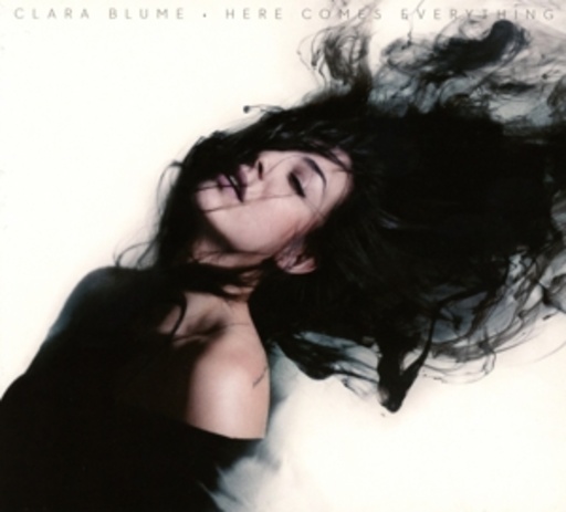 Clara Blume – Here Comes Everything
