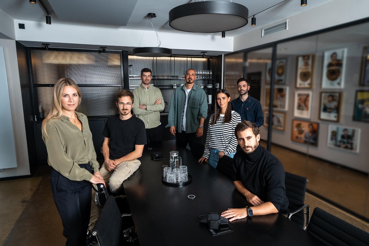 Das neue Managementteam von BTA (von links): Ulrike Kleppi, Philipp Jacob-Pahl, Jonathan Wilde, Thorsten Hans, Victoria Budde-Weissbach, Ender Atis und Benjamin Budde