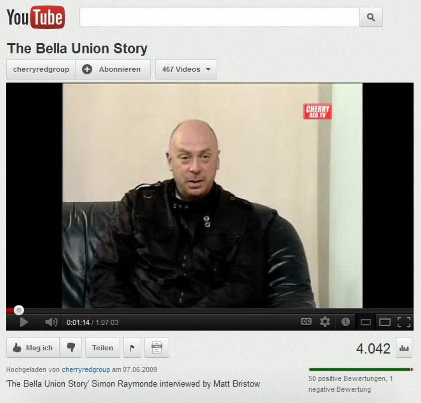 Spricht sich in einem offenen Brief gegen eine Übernahme von EMI durch Universal aus: Simon Raymonde (Bella Union), hier bei einem Interview für den YouTube-Kanal von Cherry Red