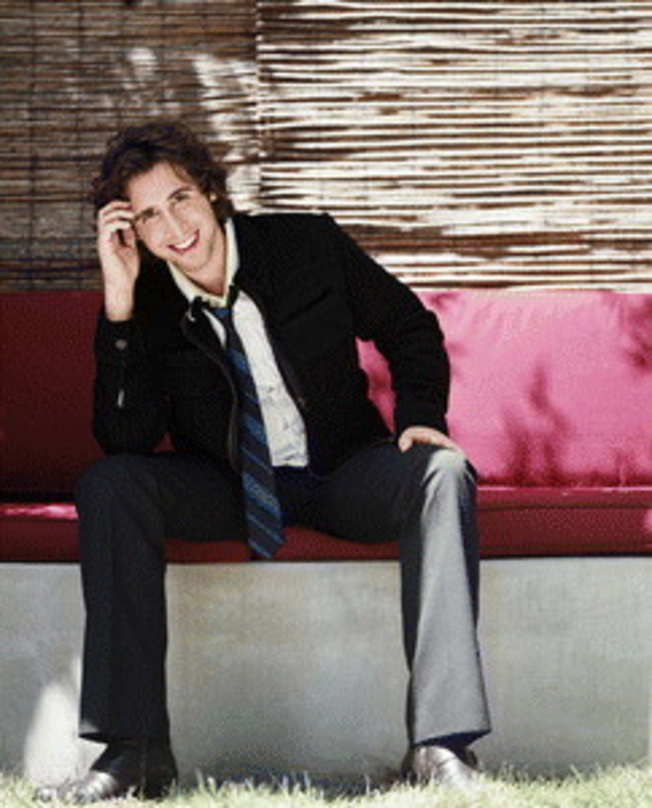 Behält seinen Platz an der Spitze: Josh Groban