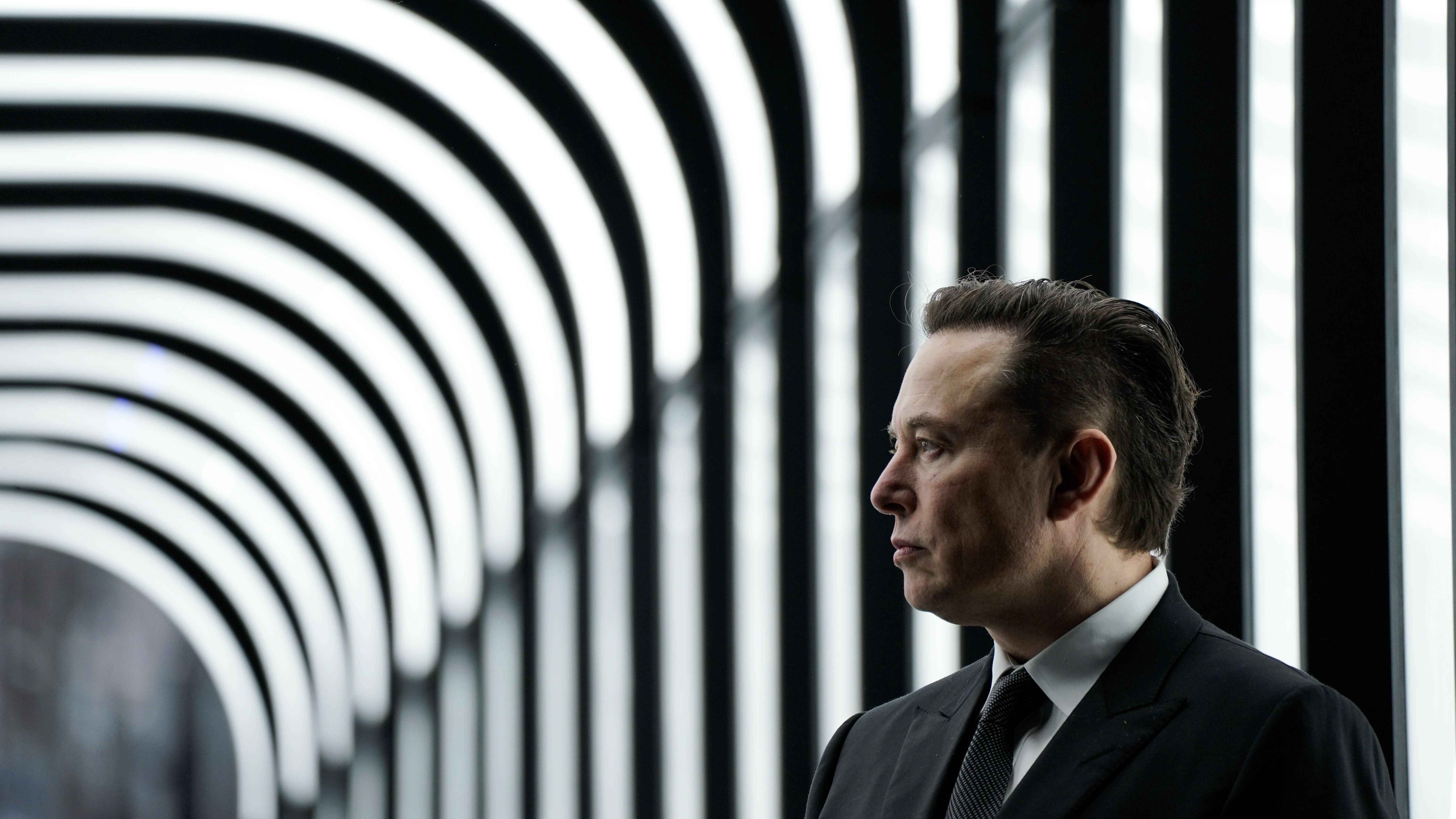 Klagt im Musikbereich: Elon Musk, hier bei der Eröffnung der Tesla-Gigafactory nahe Berlin im Jahr 2022.
