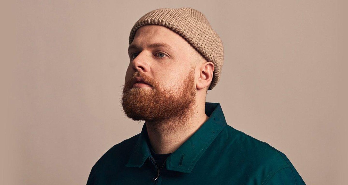 Landete mit "Leave A Light On" auf dem achten Platz der Offiziellen Deutschen Charts: Tom Walker