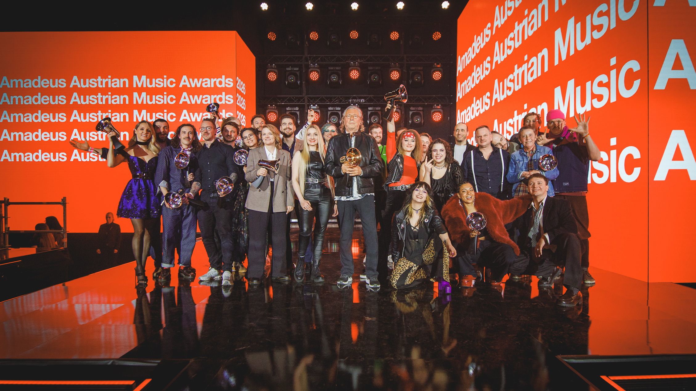 Ausgezeichnet: das Abschlussbild der Verleihung der Amadeus Austrian Music Awards 2026.