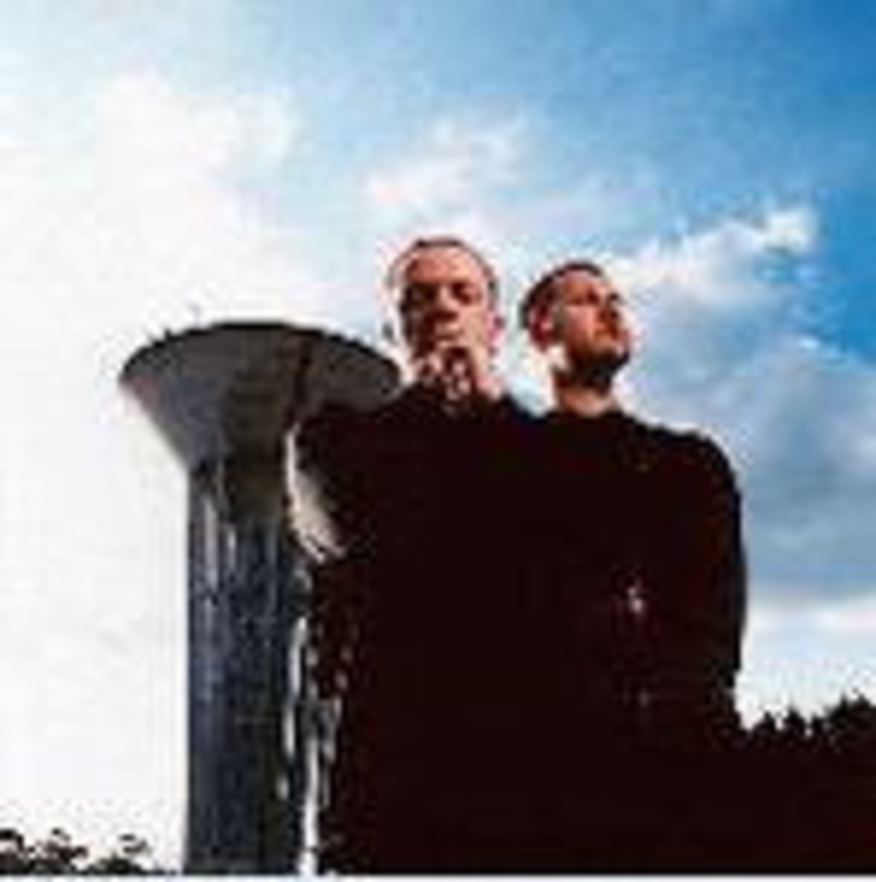 Auf der Suche nach einem neuen Label: VNV Nation