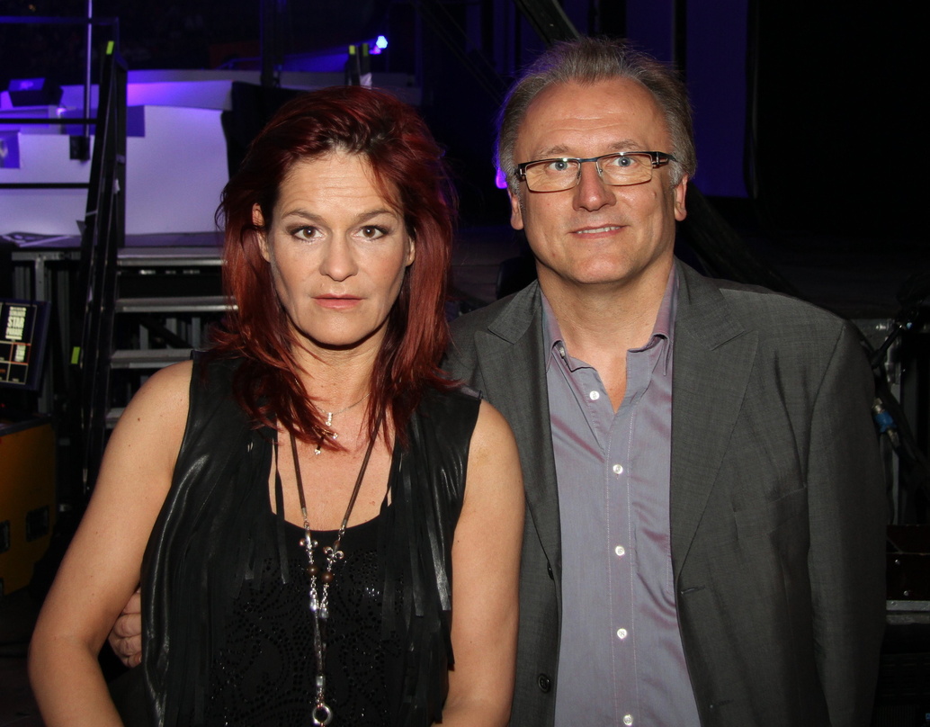 Bei der Großen Schlager-Starparade 2013 in München dabei: Andrea Berg und Veranstalter Karl-Heinz Schweter