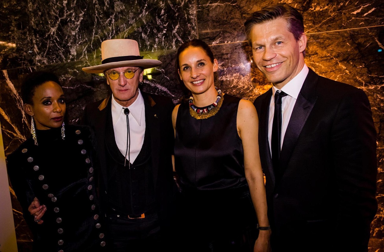 Feierten in Berlin (von links): Lindiwe Suttle, Marius Müller-Westernhagen, Isabel Briegmann und Frank Briegmann