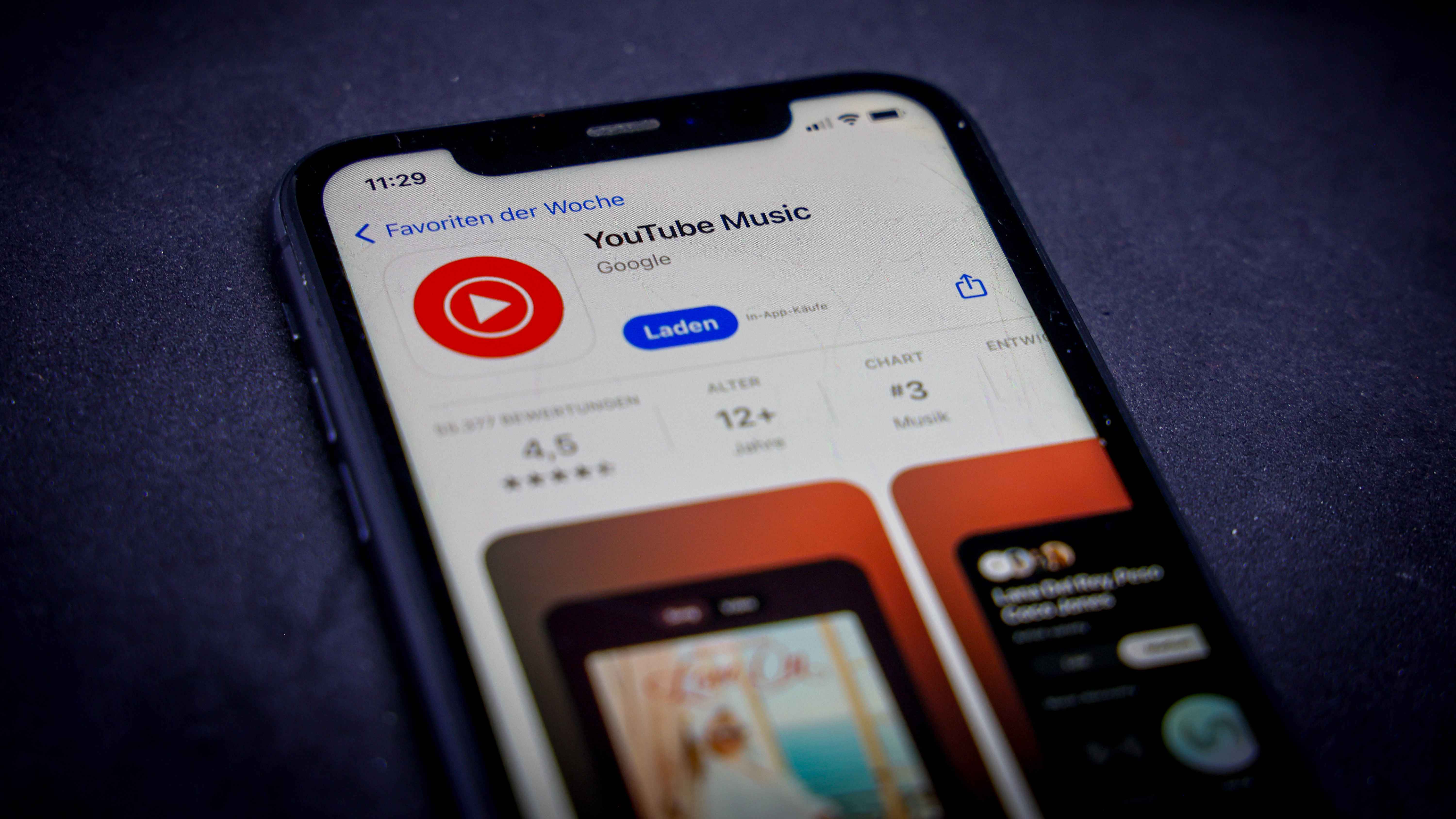 Wird ab November in manchen Territorien teurer: YouTube Premium inklusive dem Music-Angebot.