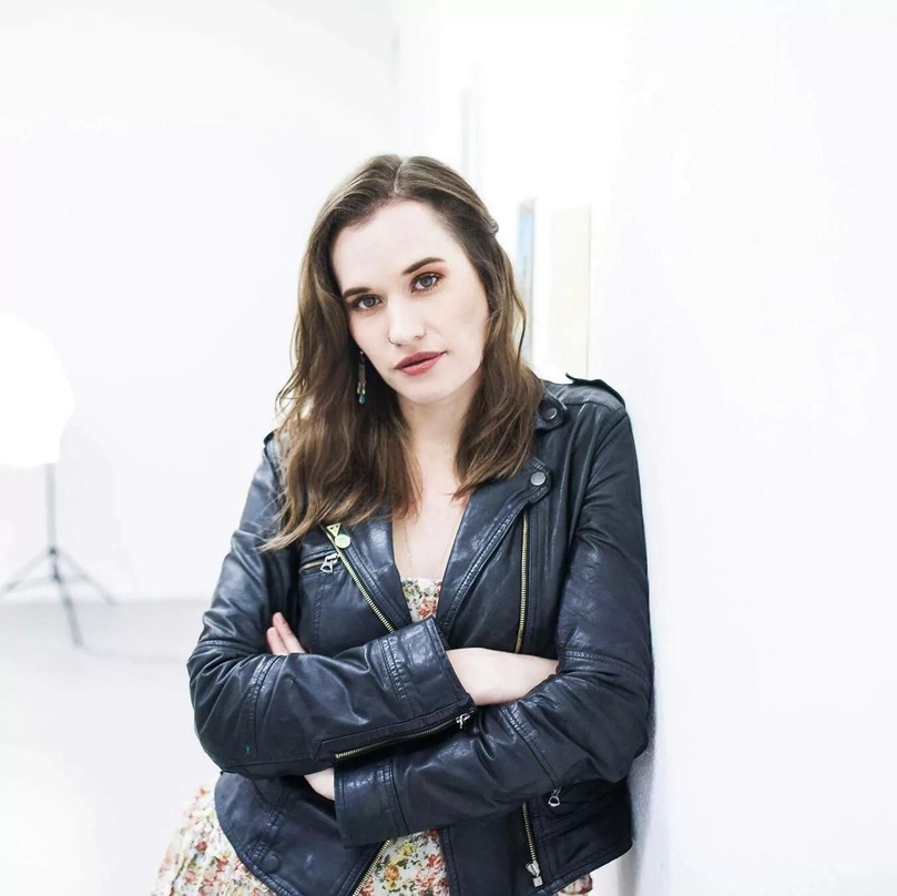 Spricht zum Thema Demokratie und Popkultur in Sachsen: Jessy James LaFleur (Gründerin der Initiative Angeprangert! Spoken Word)