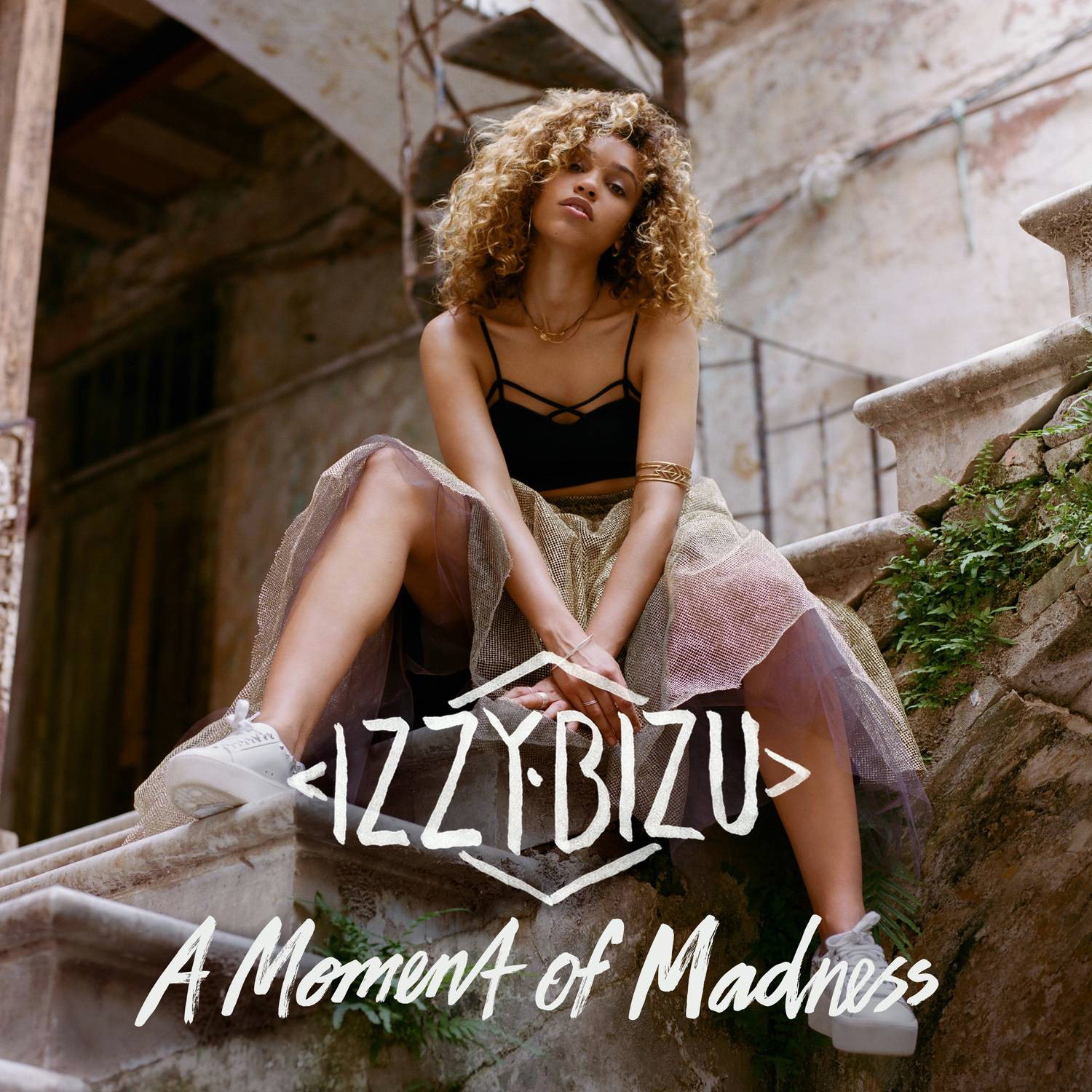 Izzy Bizu – A Moment Of Madness