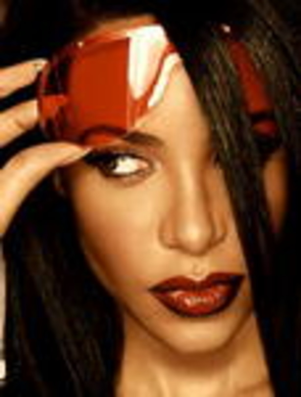 Posthum auf den Chartsthron: Aaliyah