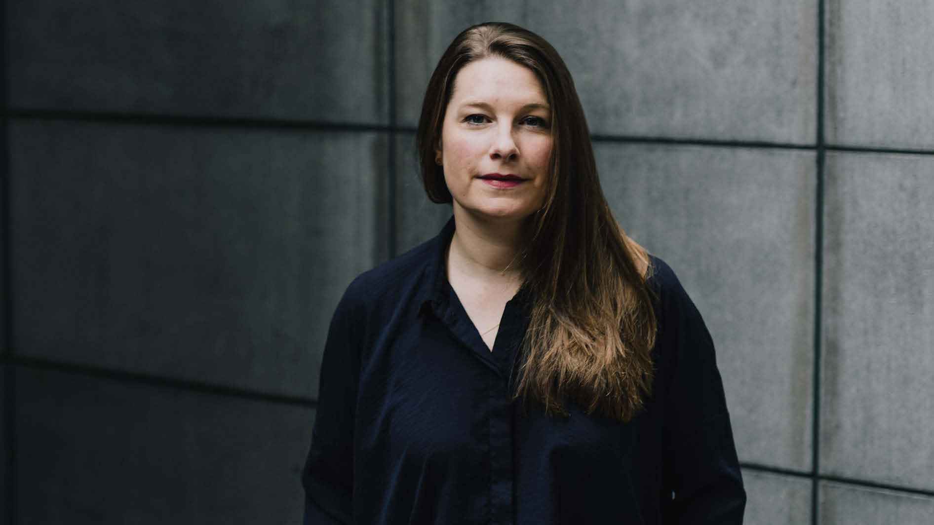 Beobachtet eine "Sex, Drugs & Rock'n'Roll"-Attitüde auf und abseits der Bühne: Lena Kampf, Autorin des Buches "Row Zero".