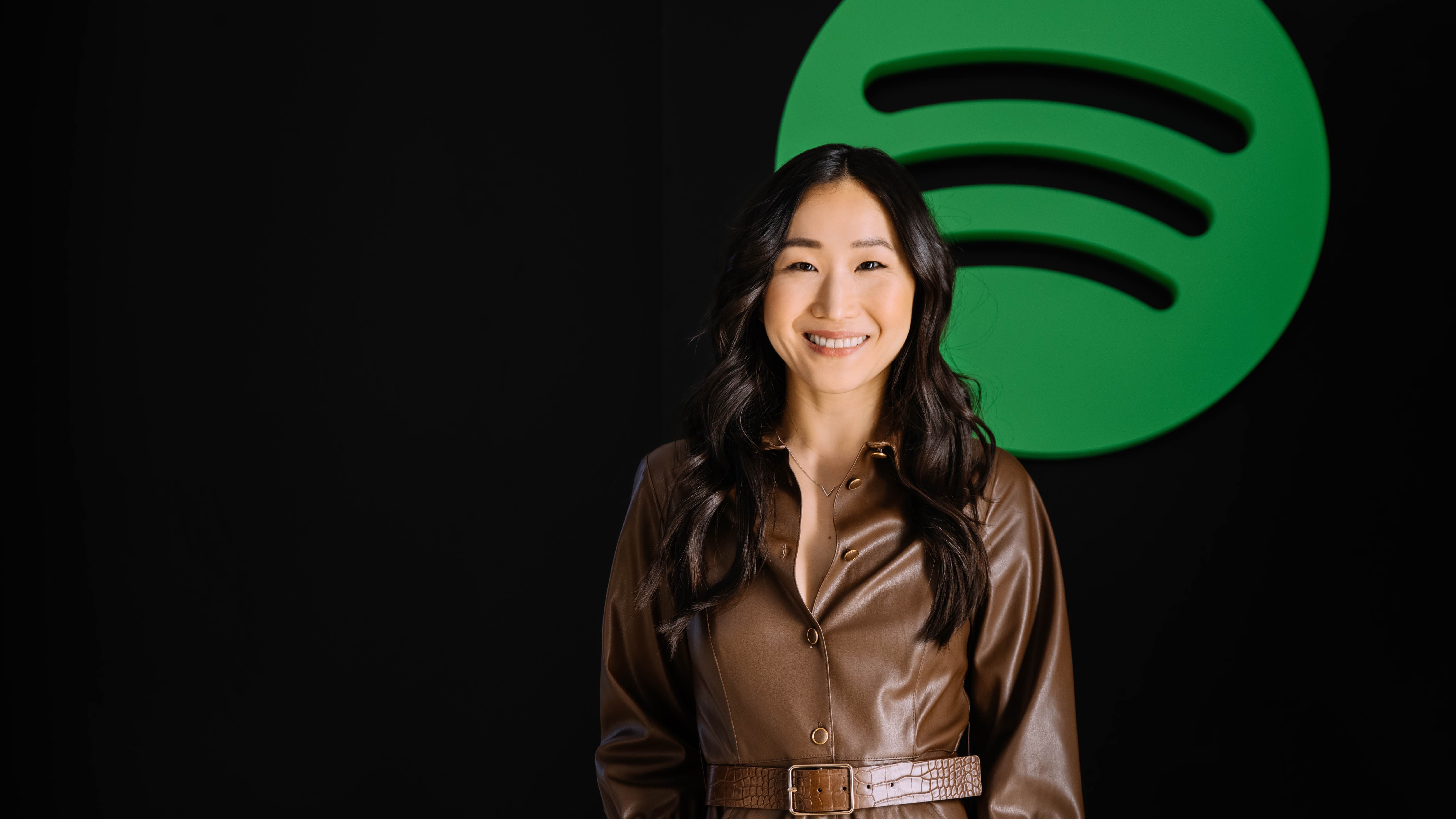 Berichtet von einer "fast verdoppelten" Zahl der monatlich aktiven Nutzer:innen von Video-Podcasts bei Spotify in Deutschland: Saruul Krause-Jentsch, Head Of Podcasts Central Europe.