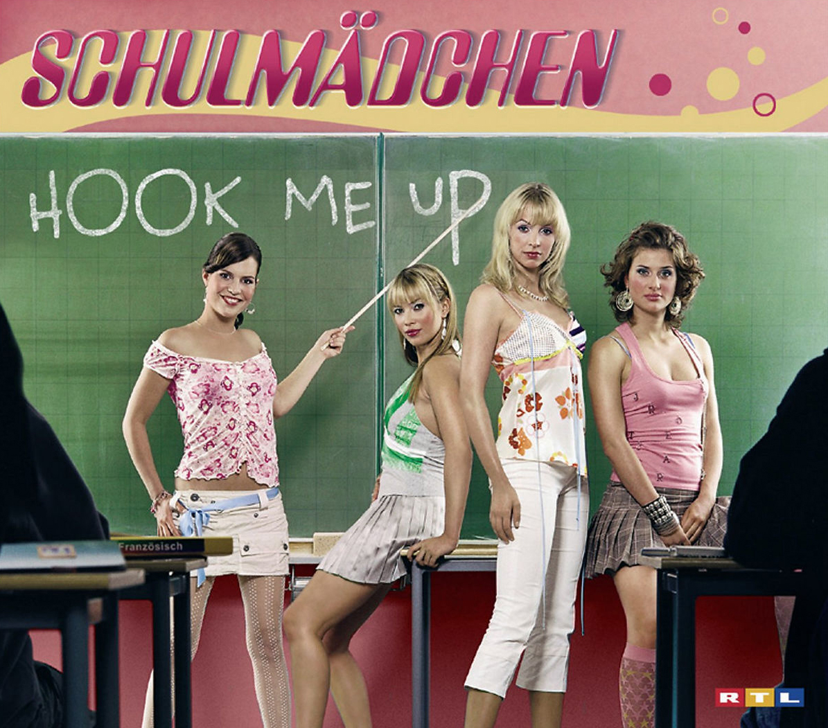 Schulmädchen – Hook Me Up