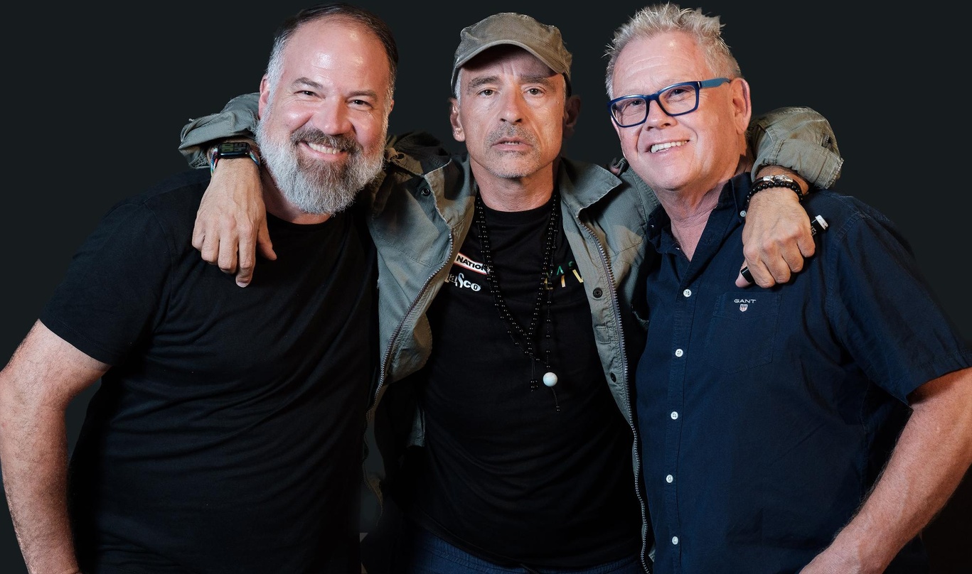 Machten die Show in Lissabon perfekt (von links): Daniel Kamps (tripon entertainment), Eros Ramazzotti und Uli Schulte-Austum (Skymusic)