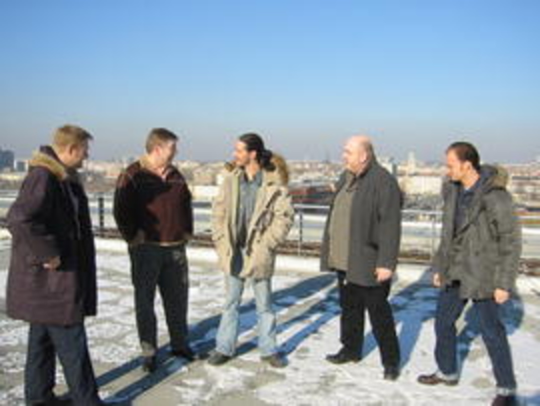 Partner (v.l.n.r.): Markus Wenzel (MD UMP), Robert Stegmüller (GM UMP), Christian Neander, Rudy Holzhauer (Progressive Musikverlag) und Ingo Heinzmann (A&R Director UMP)