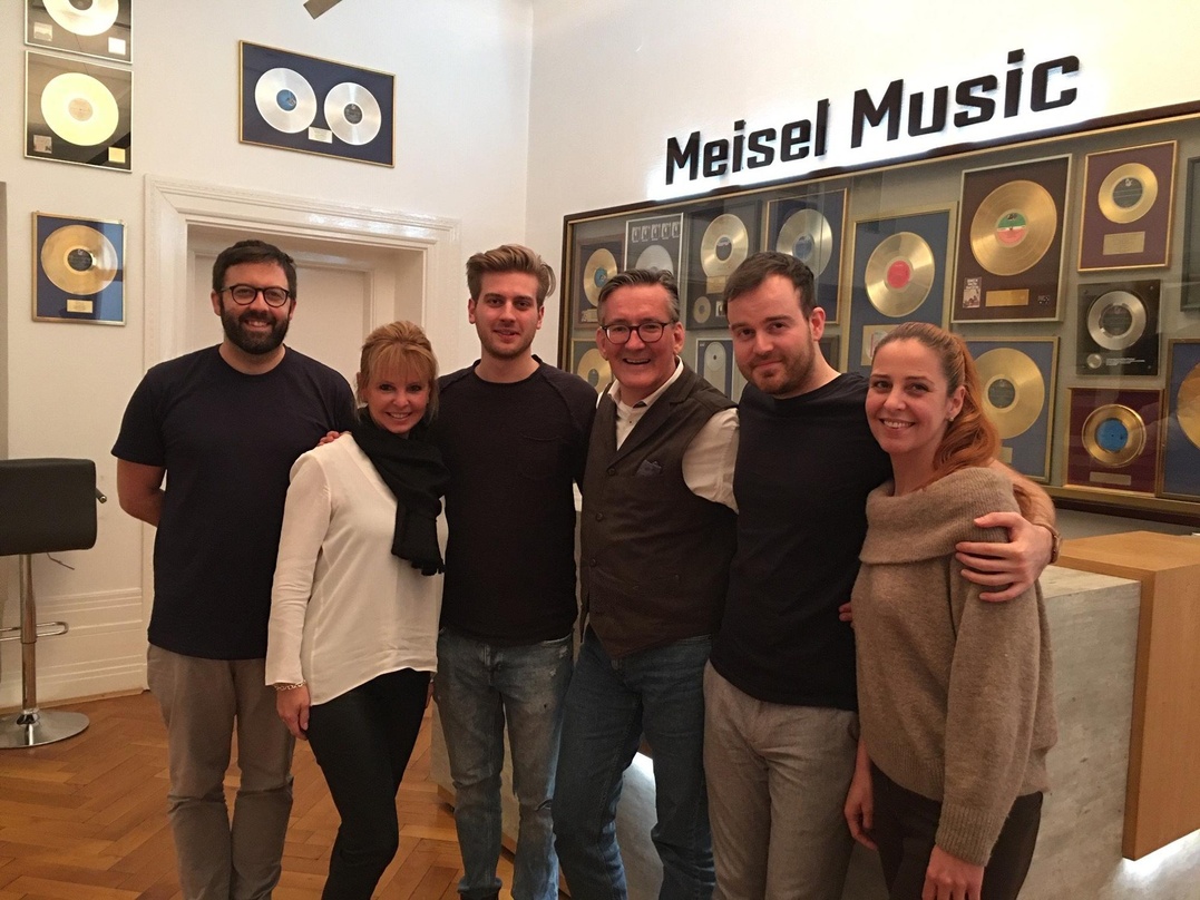 Haben gemeinsam viel vor (von links): Tobias Herder, Kirsten Meisel, Magnus Schroeter, Jens-Markus Wegener, Jan Olthoff und Ina Wiens