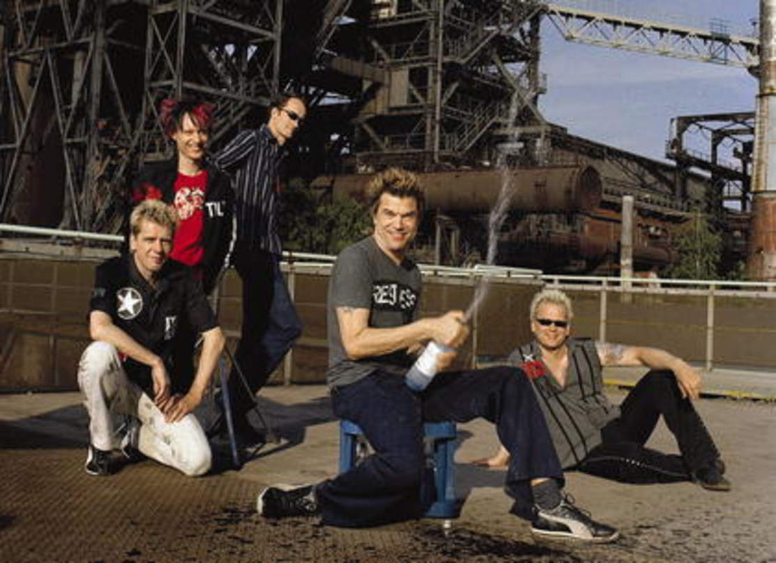 41dd49d4ba91140b495c0921440174e1e74ff93f76d2ba2d5304c434da895105 Machen jetzt erstmal Pause: Die Toten Hosen