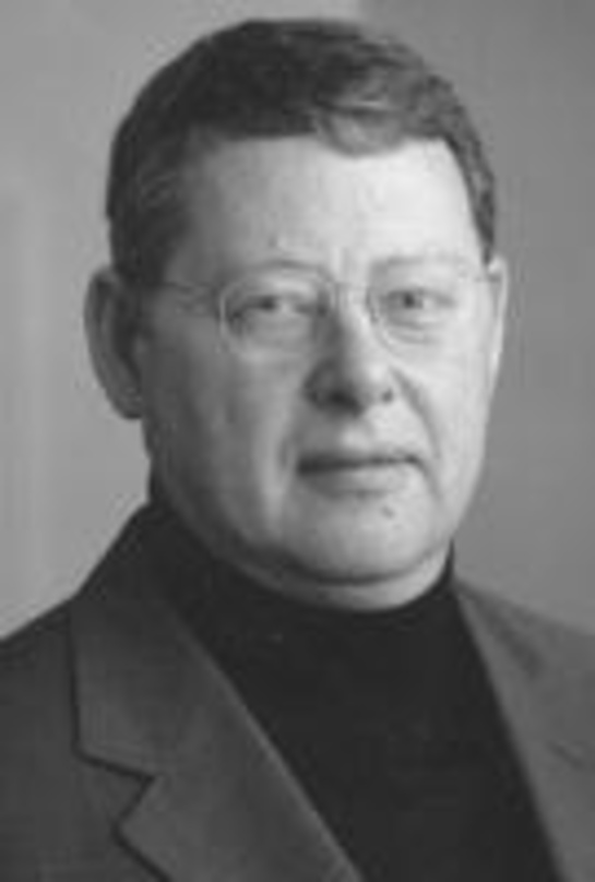 4238c38bd0324688196caca548da23f9b5fd7946fa779d64ff8b1b25ae21c301 Nennt weitere Personalien: Tim Bowen