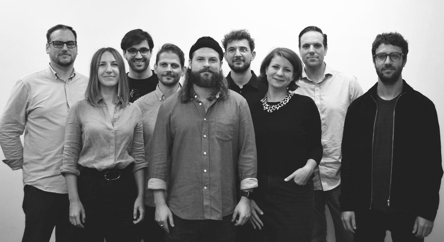 Weiten die gemeinsame Partnerschaft aus: das Team von BMG und Mighty Oaks