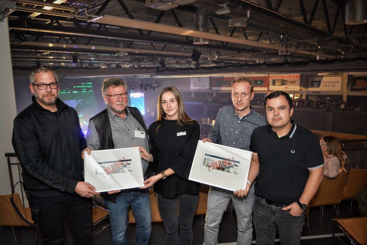 Bei der Awardübergange (von links): Kai Jorzyk (Popp Concerts), Wolfgang Esser (MVG Trier), Kristin Schon (MVG Trier), Arnd Landwehr (MVG Trier) und Oliver Thome (Popp Concerts)