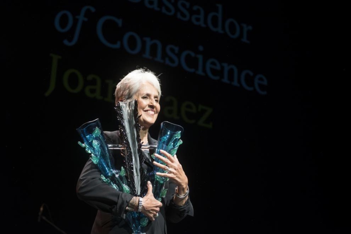 Erhielt einen Preis von Amnesty International: Joan Baez