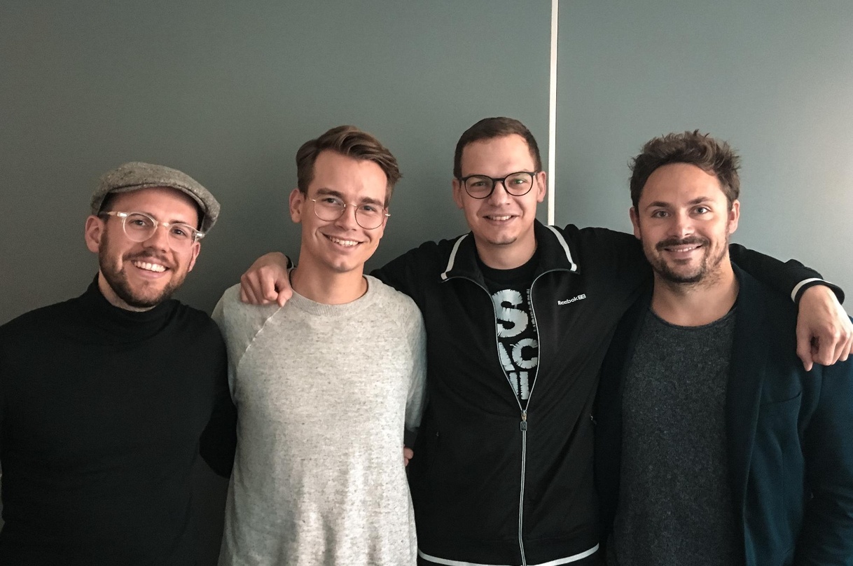 Nehmen gemeinsam die Label- und Vertriebsarbeit in ihre Hände (von links): Ferdinand Weigel (Creative Art Director hndgmcht), Philipp Scholz (Managing Director / A&R hndgmcht), Kristof Jan...