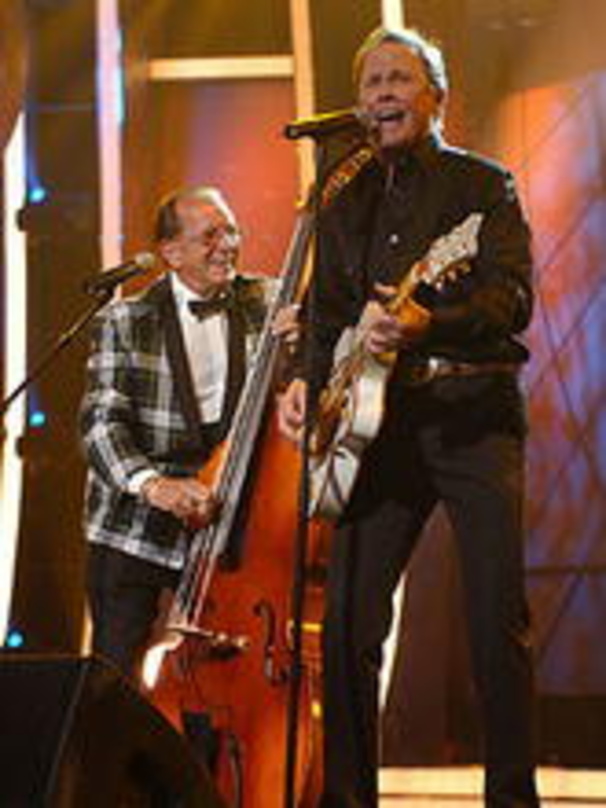 50 Jahre Rock beim ZDF: Altmeister Peter Kraus mit dem Original-Bassisten von Bill Haley's Comets