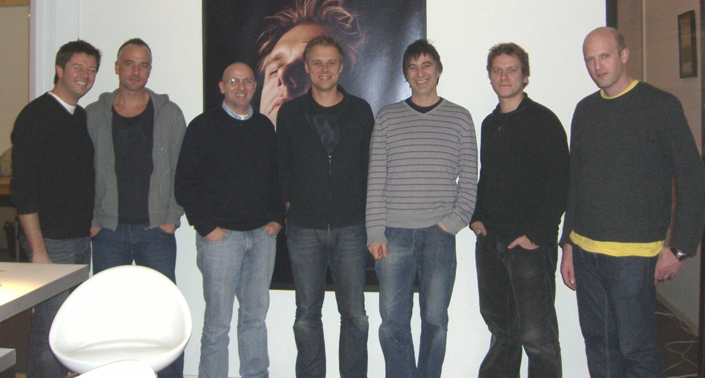 Sind nun Partner (v.l.n.r.): Maykel Piron (Geschäftsführer Armada Music Netherlands), Axel Lünebach (Geschäftsführer Armada Music Germany), Jürgen Wiesbeck (Programmdirektor sunshine live)...
