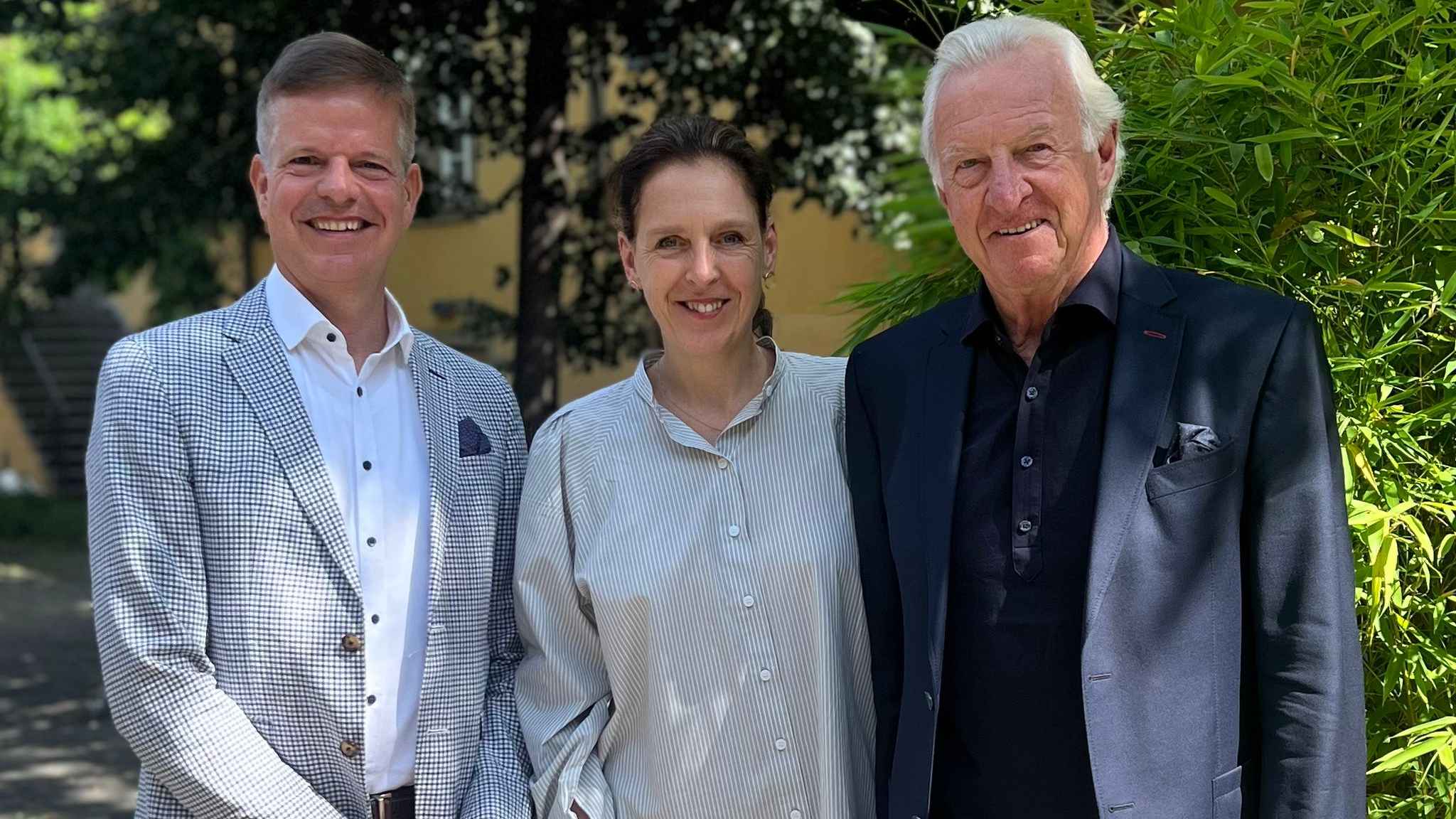 Stehen für die Tradition der SKS Erwin Russ: Burkhard Glashoff (links), Michaela und Michael Russ.