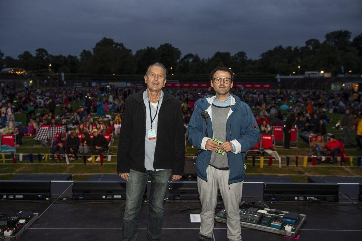 Erfreut über die gute Resonanz auf die Picknick Konzerte: Dieter Bös (links) und Xhavit Hyseni von Veranstalter Kokon Entertainment