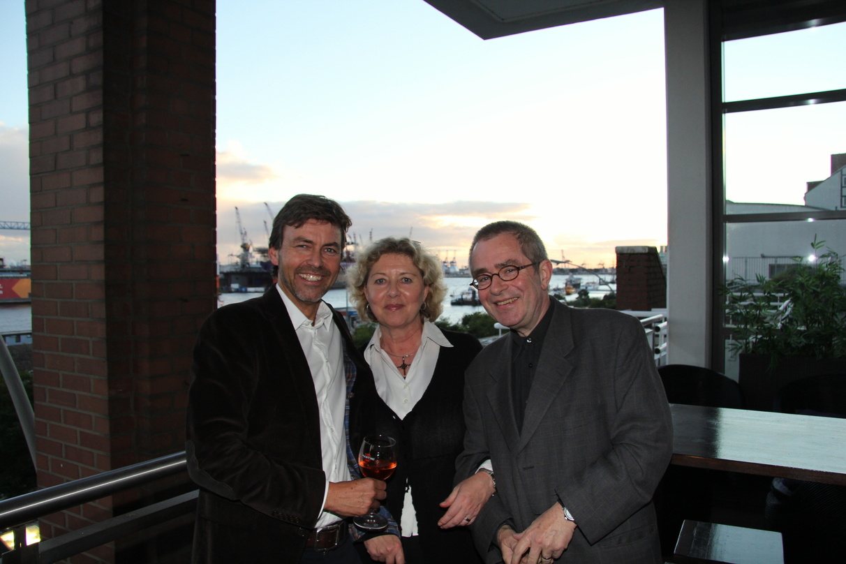 Die Gastgeber: Wolfgang Weyand, Karin Heinrich (beide IMUC) und Manfred Gillig- Degrave (MusikWoche)