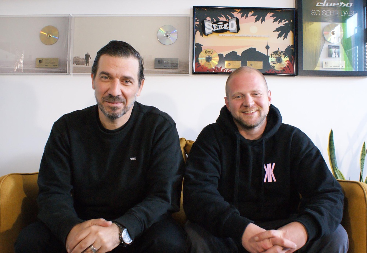 463bd160ed720a771eede58b5c233324dd462f968a10f8c2736af815594c94ba Wollen die All Artists Agency weiter nach vorn bringen: Markus Große (links) und Michael Sand
