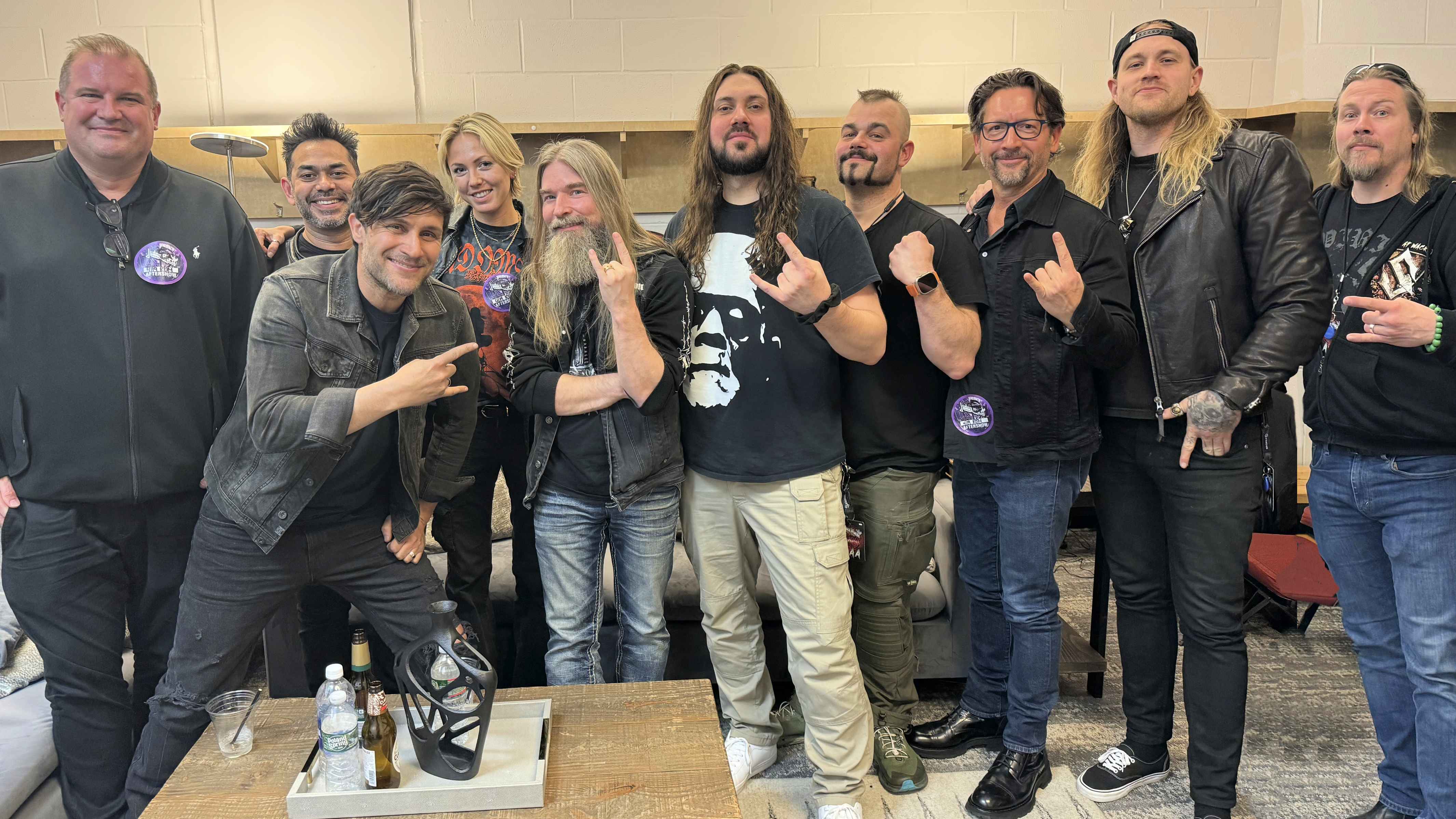 Feierten die Unterschrift (von links): Dan Waite (CEO), Harris Masood (CFO), Michael Lombardi (Creative Director BNM), Lexie Viklund (Director A&R, alle Better Noise Music), Pär Sundström,...