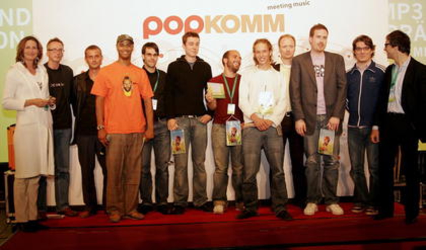 Feierten ihre Arbeit: die Sieger der ersten Magix iClips-Awards