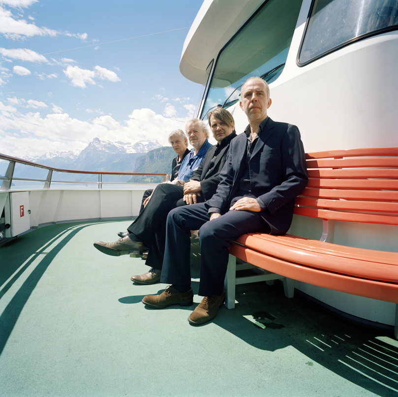 In der Kategorie "Komposition Pop" für eine Auszeichnung mit dem Deutschen Musikautorenpreis 2015 nominiert: Element Of Crime