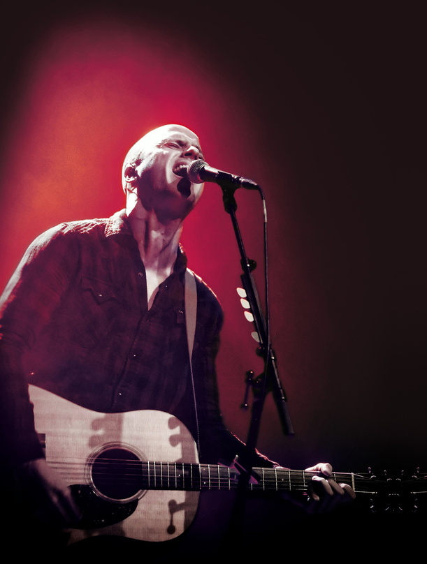Spielt und singt dreimal unter freiem Himmel im deutschen Südwesten: Milow