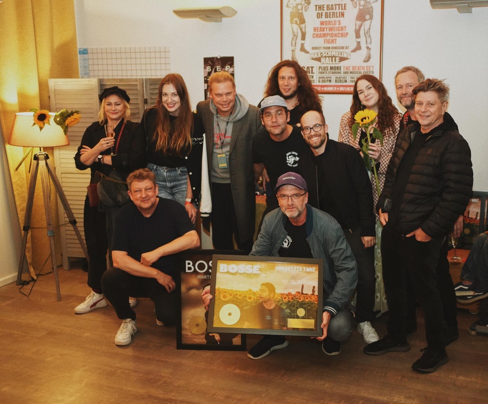 Im Gold-Rausch (von links): Bosse (Mitte) und sein Team