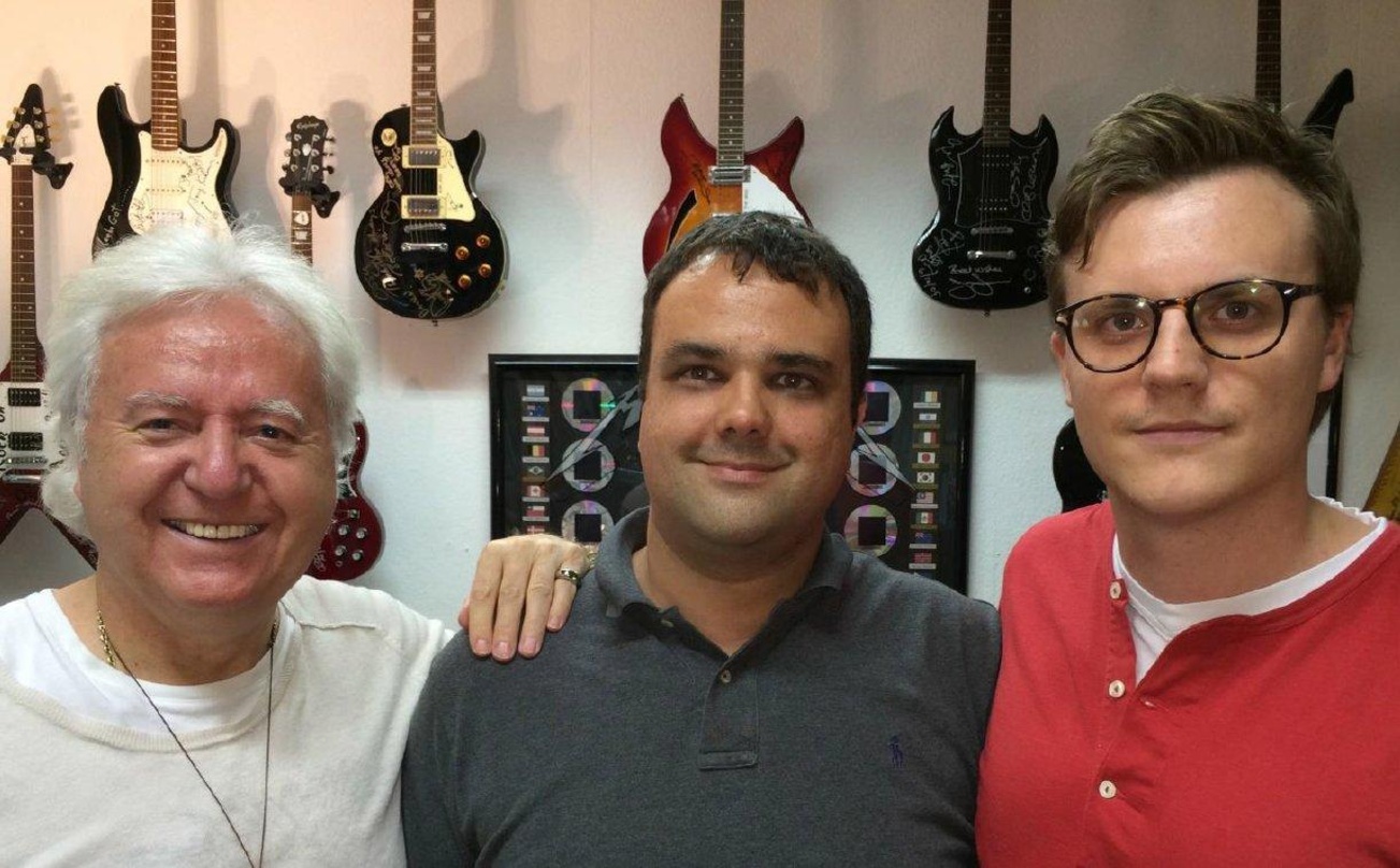 Stellen den neuen Marketingchef vor: Die Wizard-Geschäftsführer Ossy Hoppe (links) und Oliver Hoppe (rechts) mit Karim Muna