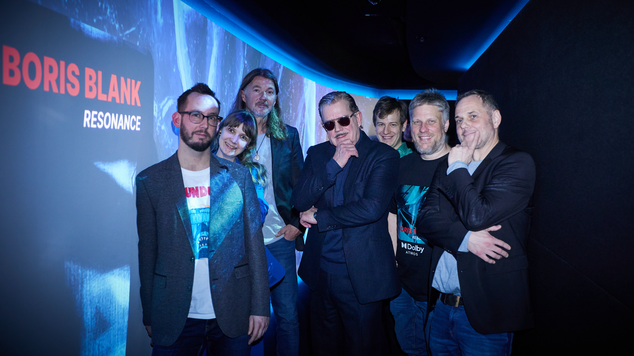 Zeigten sich von der Resonanz auf "Resonance" bei der Premiere im Dolby Cinema München begeistert (von links): David Merkl (msm-Studios), Kseniya Kawko und Stefan Zaradic (IAN Records), Bo...