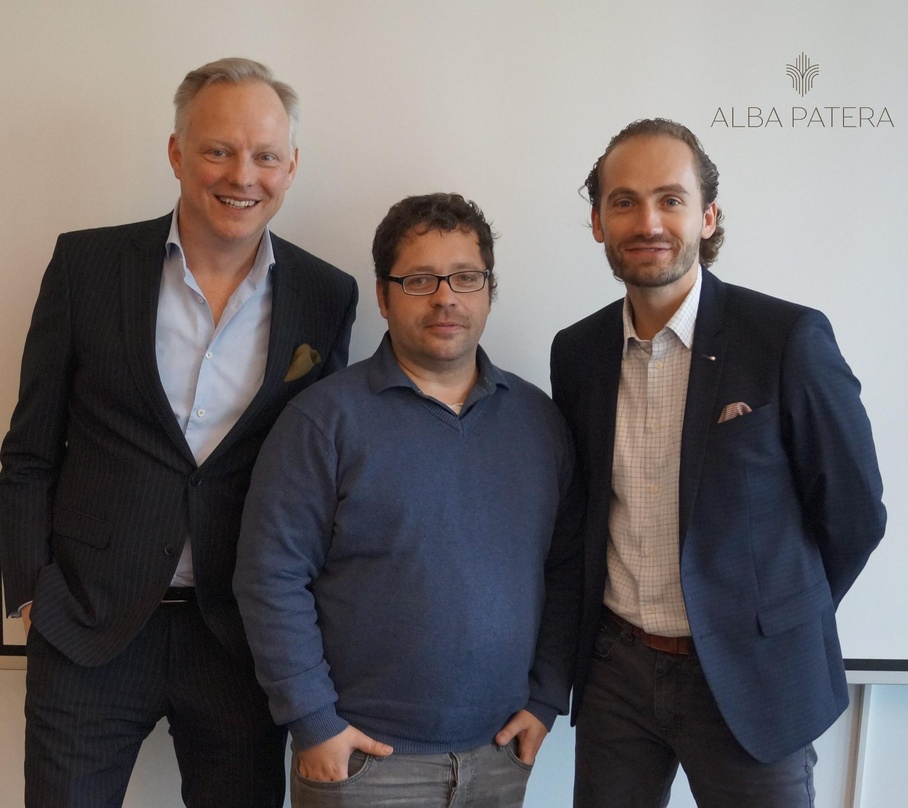 Sehen noch große Marketing-Möglichkeiten abseits klassischer Medienwerbung (von links): Dr. Oliver Schwenzer (Alba Patera), Björn Wenzel (Geschäftsführer Lucky Shareman) und Martin Rüssman...