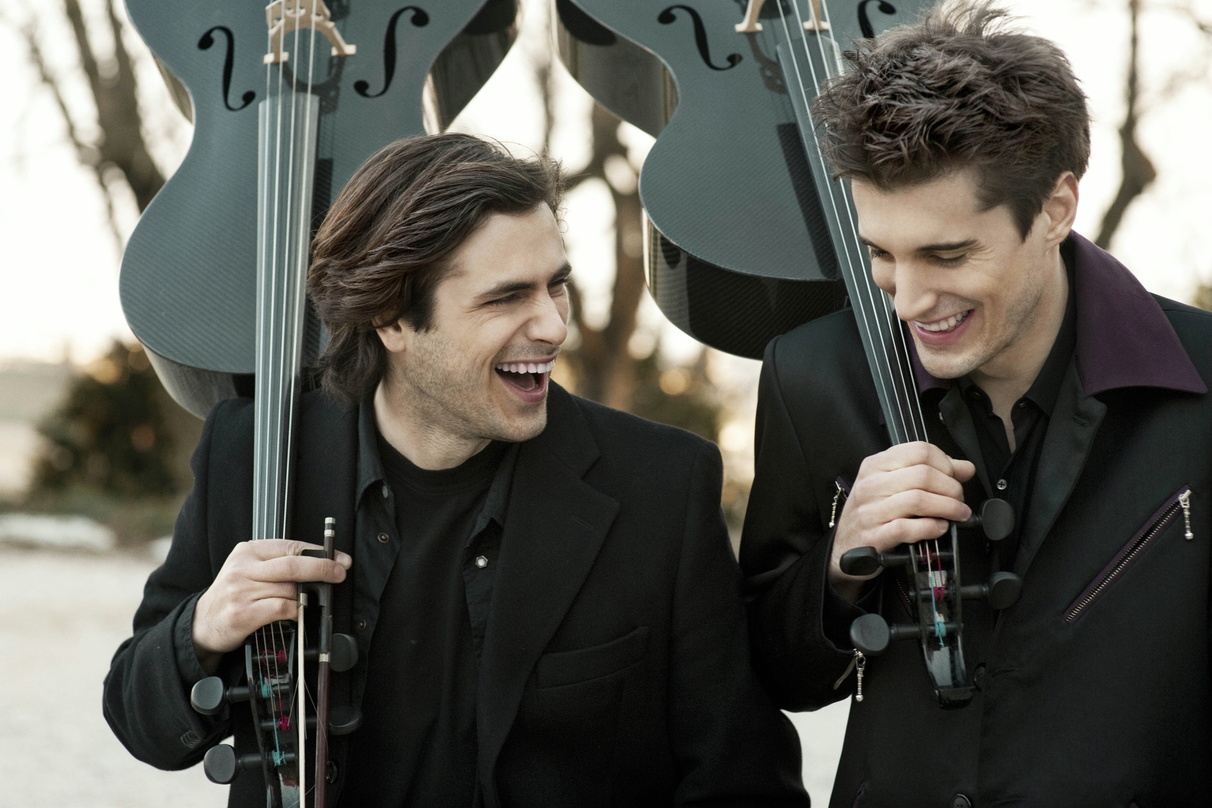 Will junge Hörer mit Qualität überzeugen: das Duo 2cellos