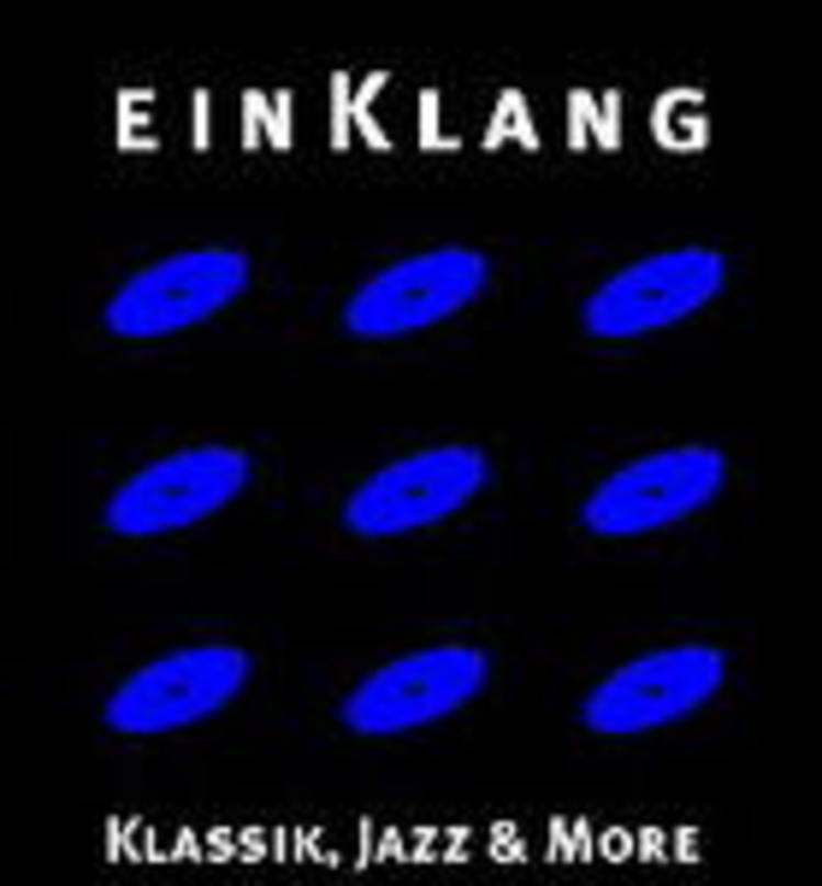 4917a714fc2a7c2bc0984a635b3beb00abb294b9372aea85d1515d577d6824f6 Genügend Raum für ein Kammerorchester: EinKlang